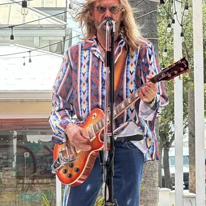 Dallas Doctor playing live on the patio